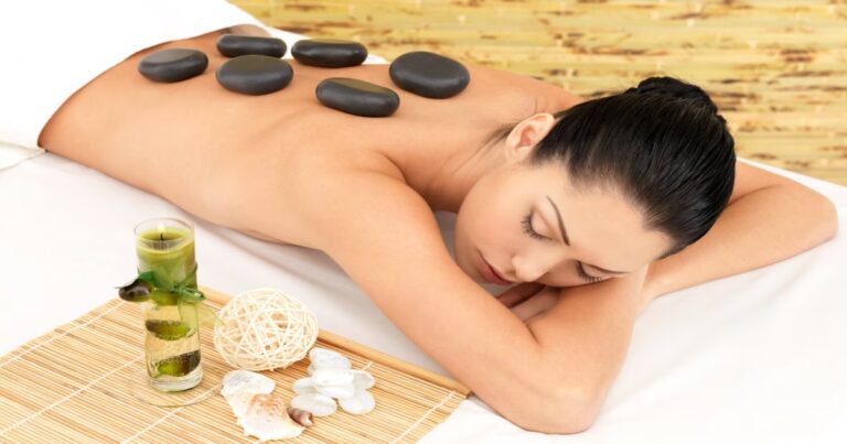 Read more about the article Hot Stone Massage: A Luxurious Retreat at Jenny’s Therapeutic Massage & Spa